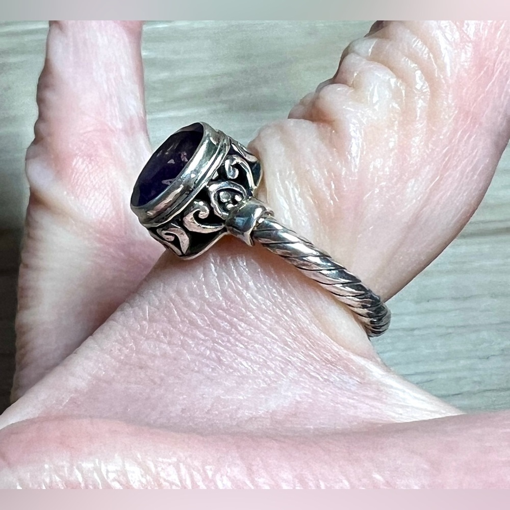 Vintage Designer Signed M ID Sterling Silver Twisted Cable Amethyst Ring, Size 5 - Picture 8 of 9